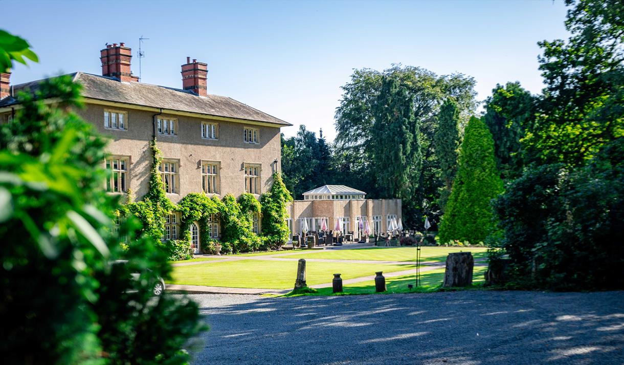 wedding fair woodborough hall